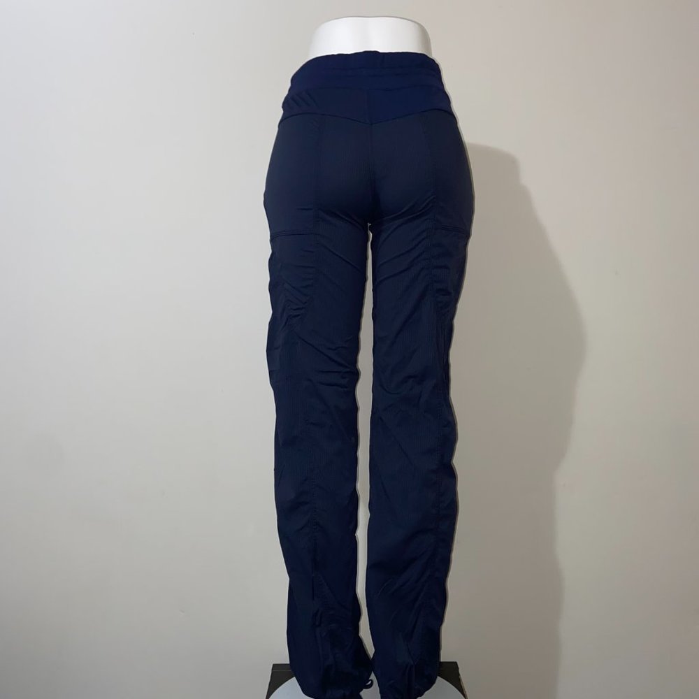 LULULEMON NAVY- BLUE FULL LENGTH PANTS *33”-4 - Picture 8 of 14
